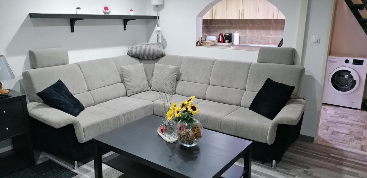 Little-Oasis Apartment Budapest Ngoại thất bức ảnh